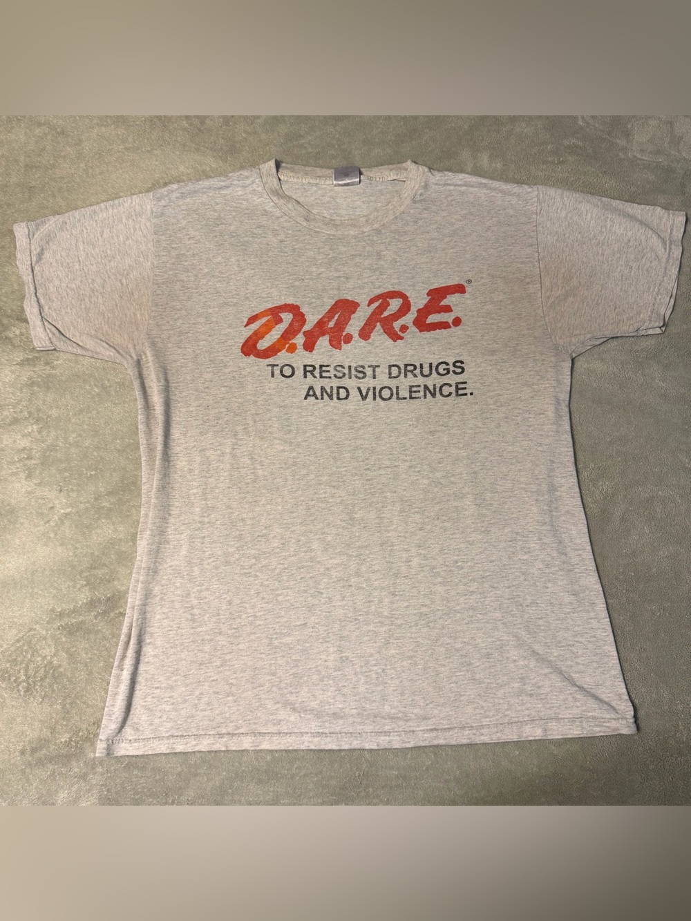 Vintage Late 90’s Y2K DARE to resist drugs and violence T shirt Size Large Grey